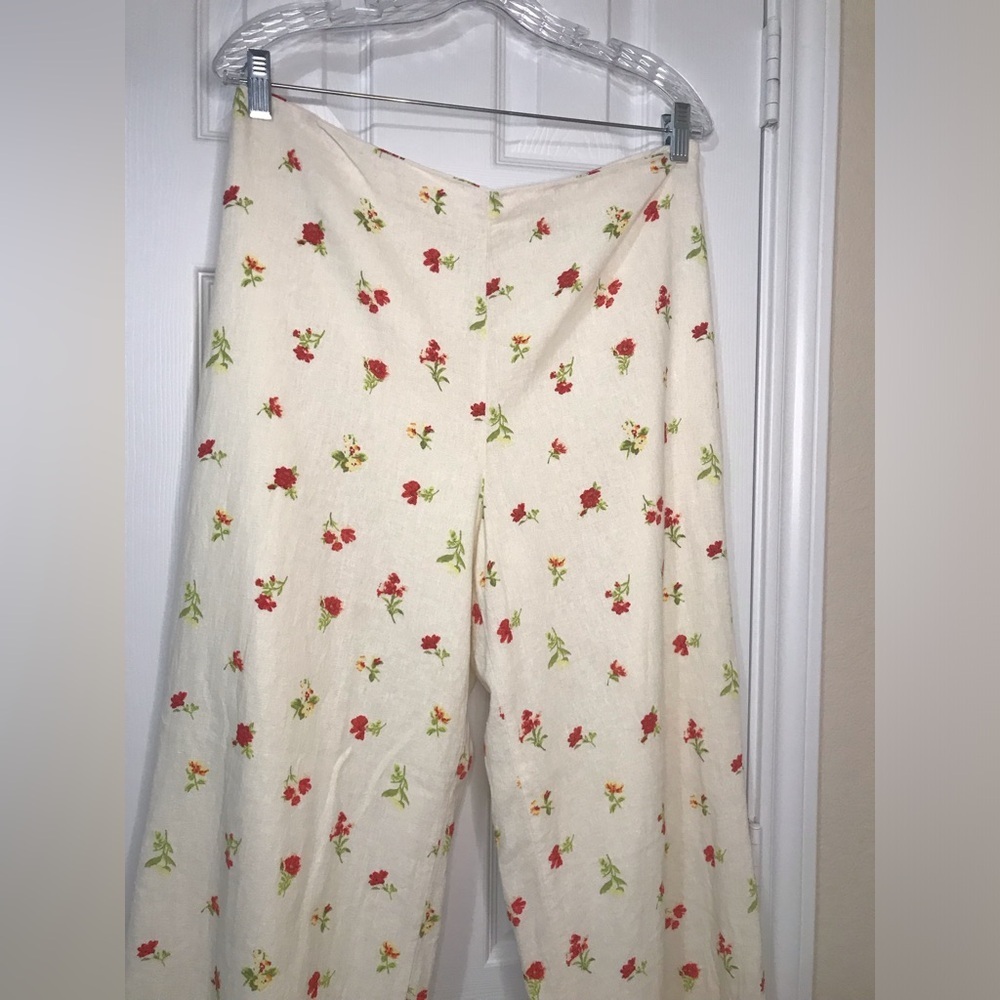 Forever 21 Linen Floral Pants - Picture 7 of 11